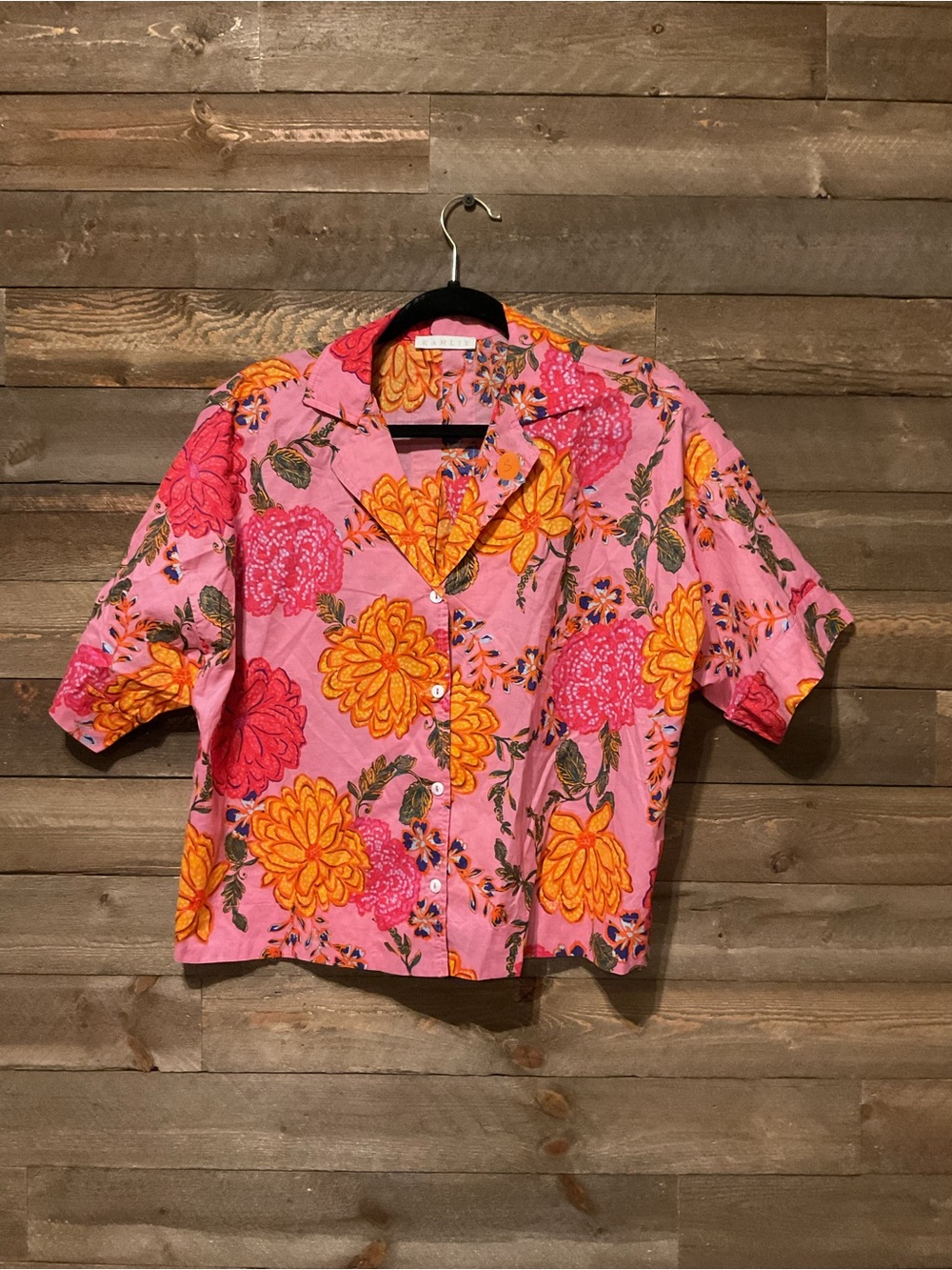 Karlie Vibrant Pink Floral Button Up Short Sleeve Top Women’s Size Small